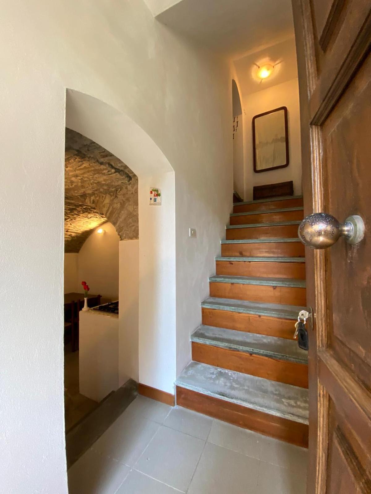 Rocchetta di Vara La Casetta Rosa מראה חיצוני תמונה
